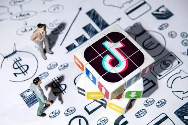 为什么抖音账号在我的手机上不显示团购链接换个手机登录就显示呢？